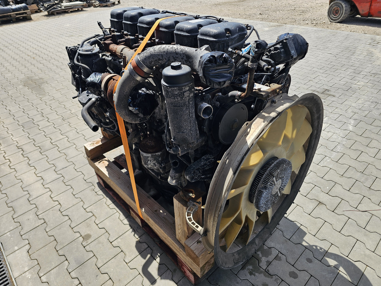 SCANIA R450 / DC13 147 / EURO 6 / COMPLETE ENGINE - Motor: foto 4 SCANIA R450 / DC13 147 / EURO 6 / COMPLETE ENGINE - Motor: foto 4