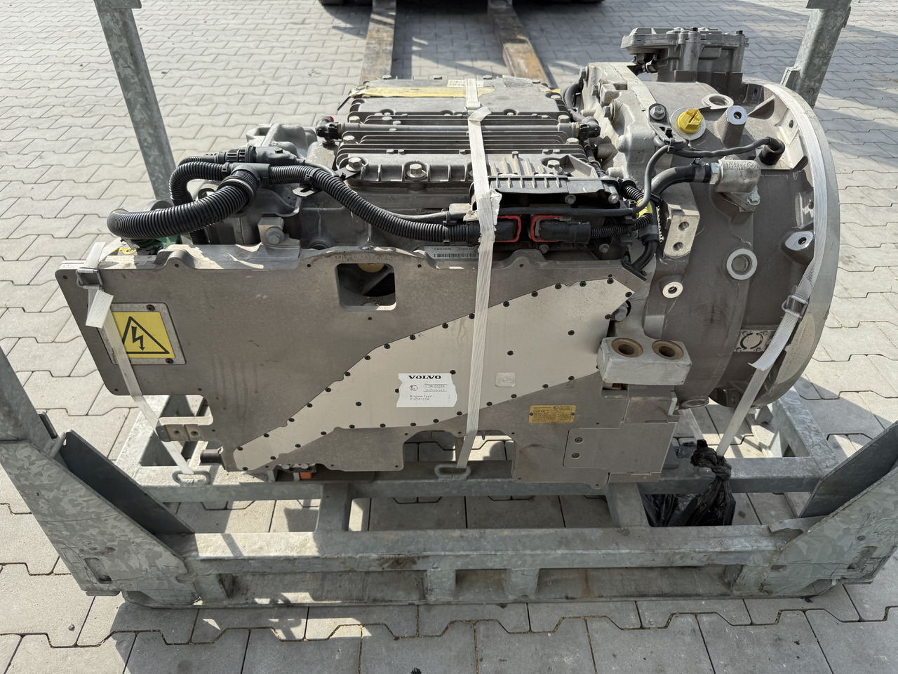 VOLVO BUS HYBRID Automatic gearbox AT2412F electric motor EMDS120 (EMD300B) / NEW - Caixa de velocidade por Ônibus urbano: foto 5 VOLVO BUS HYBRID Automatic gearbox AT2412F electric motor EMDS120 (EMD300B) / NEW - Caixa de velocidade por Ônibus urbano: foto 5