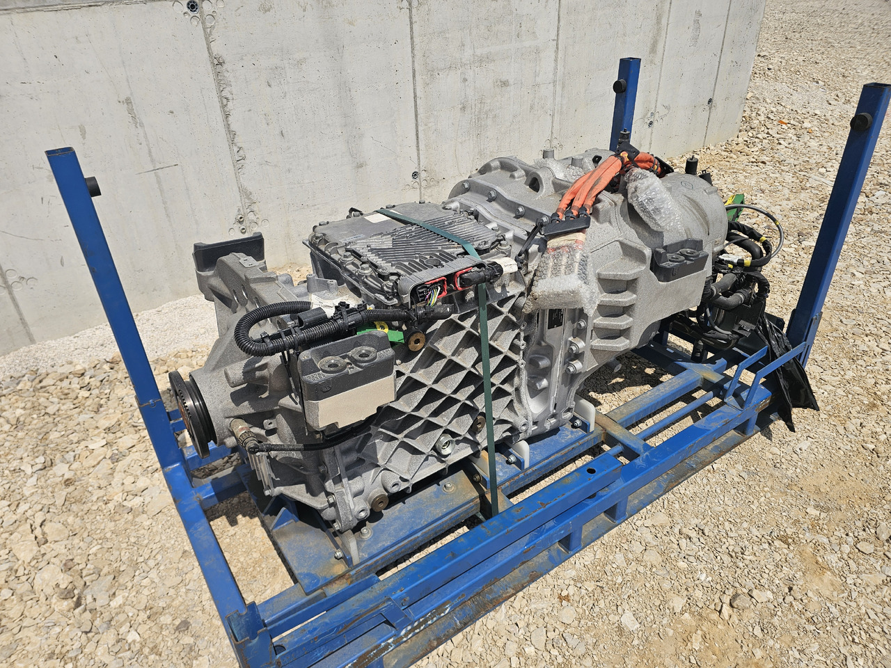 VOLVO ELECTRIC ENGINE / NEM3 / EPT2412 / FH FM ELECTRIC - Motor: foto 3 VOLVO ELECTRIC ENGINE / NEM3 / EPT2412 / FH FM ELECTRIC - Motor: foto 3