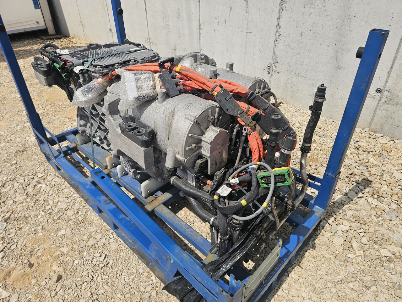VOLVO ELECTRIC ENGINE / NEM3 / EPT2412 / FH FM ELECTRIC - Motor: foto 2 VOLVO ELECTRIC ENGINE / NEM3 / EPT2412 / FH FM ELECTRIC - Motor: foto 2
