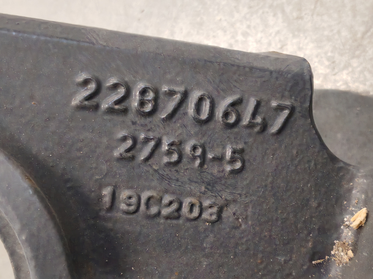 VOLVO FM5 EURO 6 / CABIN SUNSPENSION BRACKET / 22870647 / RIGHT - Estrutura/ Châssis: foto 4 VOLVO FM5 EURO 6 / CABIN SUNSPENSION BRACKET / 22870647 / RIGHT - Estrutura/ Châssis: foto 4