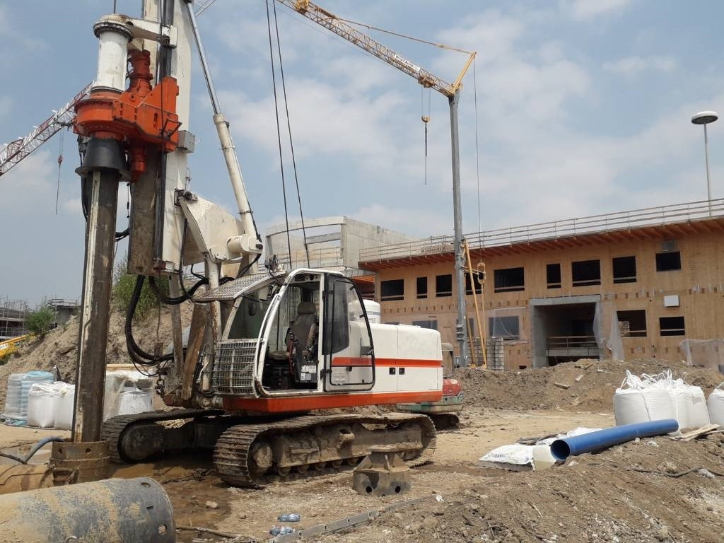 Soilmec R210  - Bate estaca: foto 3 Soilmec R210  - Bate estaca: foto 3