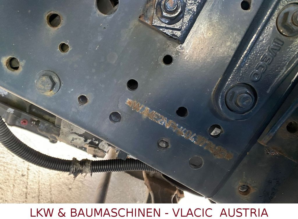 Iveco Stralis 360 Kran HIAB 166 4xHydr. Ladung 6,20m Iveco Stralis 360 Kran HIAB 166 4xHydr. Ladung 6,20m - Camião de caixa aberta/ Plataforma, Camião grua: foto 3 Iveco Stralis 360 Kran HIAB 166 4xHydr. Ladung 6,20m Iveco Stralis 360 Kran HIAB 166 4xHydr. Ladung 6,20m - Camião de caixa aberta/ Plataforma, Camião grua: foto 3