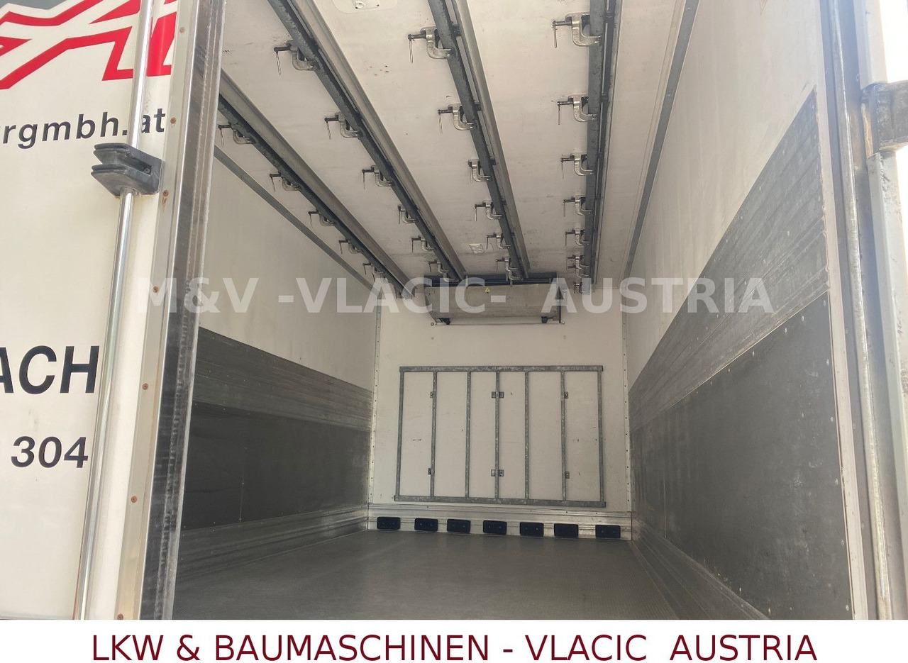 Camião frigorífico MAN 18.320 Kühlkoffer mit Fleischgehänge: foto 15 Camião frigorífico MAN 18.320 Kühlkoffer mit Fleischgehänge: foto 15