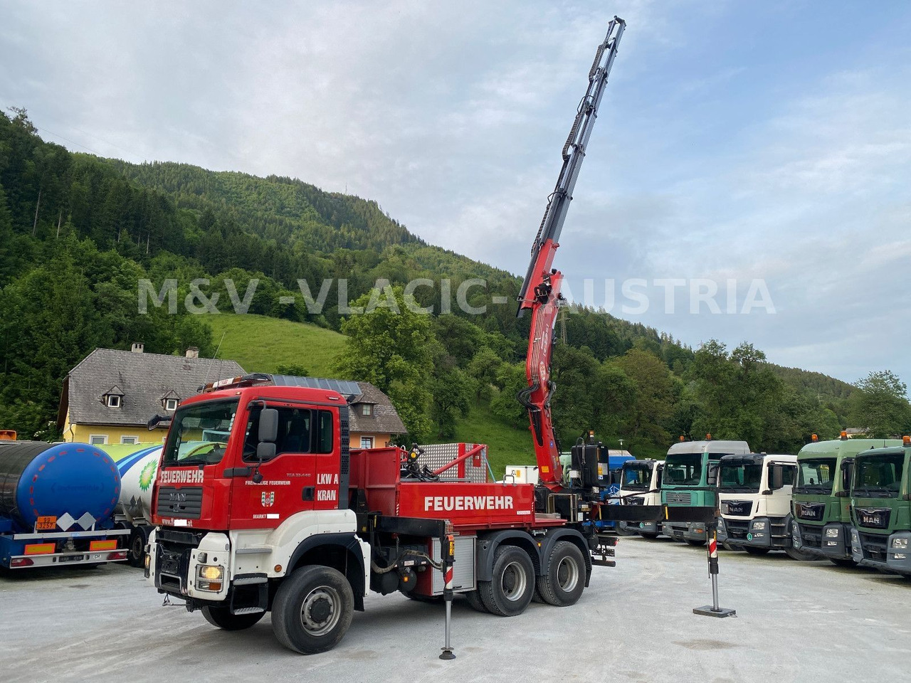 Camião de caixa aberta/ Plataforma, Camião grua MAN 33.440 6x6 KRAN PM27 und Frontseilwinde 60lm: foto 15