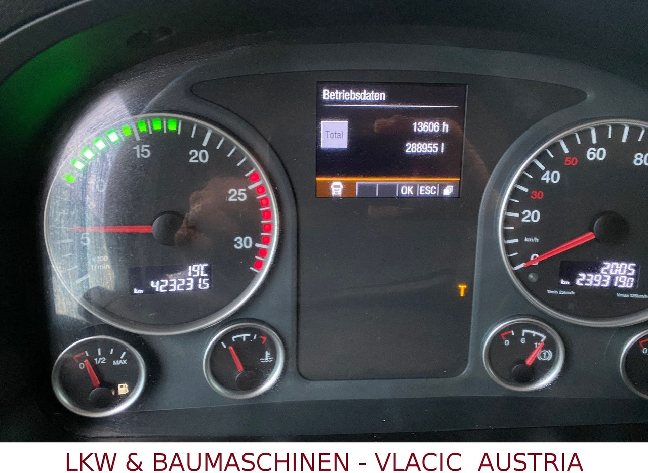 MAN 33.500 6x6 MIT KRAN PENZ - Camião de transporte de madeira, Camião grua: foto 3 MAN 33.500 6x6 MIT KRAN PENZ - Camião de transporte de madeira, Camião grua: foto 3