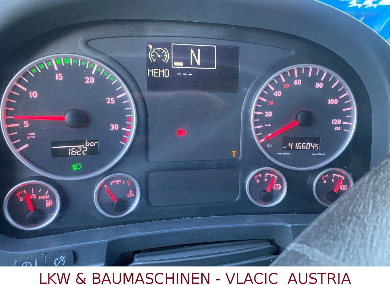 MAN TGL 12.240 - Camião de lona: foto 5 MAN TGL 12.240 - Camião de lona: foto 5