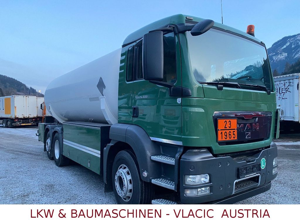 MAN TGS 26.400 Gastankwagen mit Pumpe und Wage22000L - Caminhão tanque: foto 2 MAN TGS 26.400 Gastankwagen mit Pumpe und Wage22000L - Caminhão tanque: foto 2