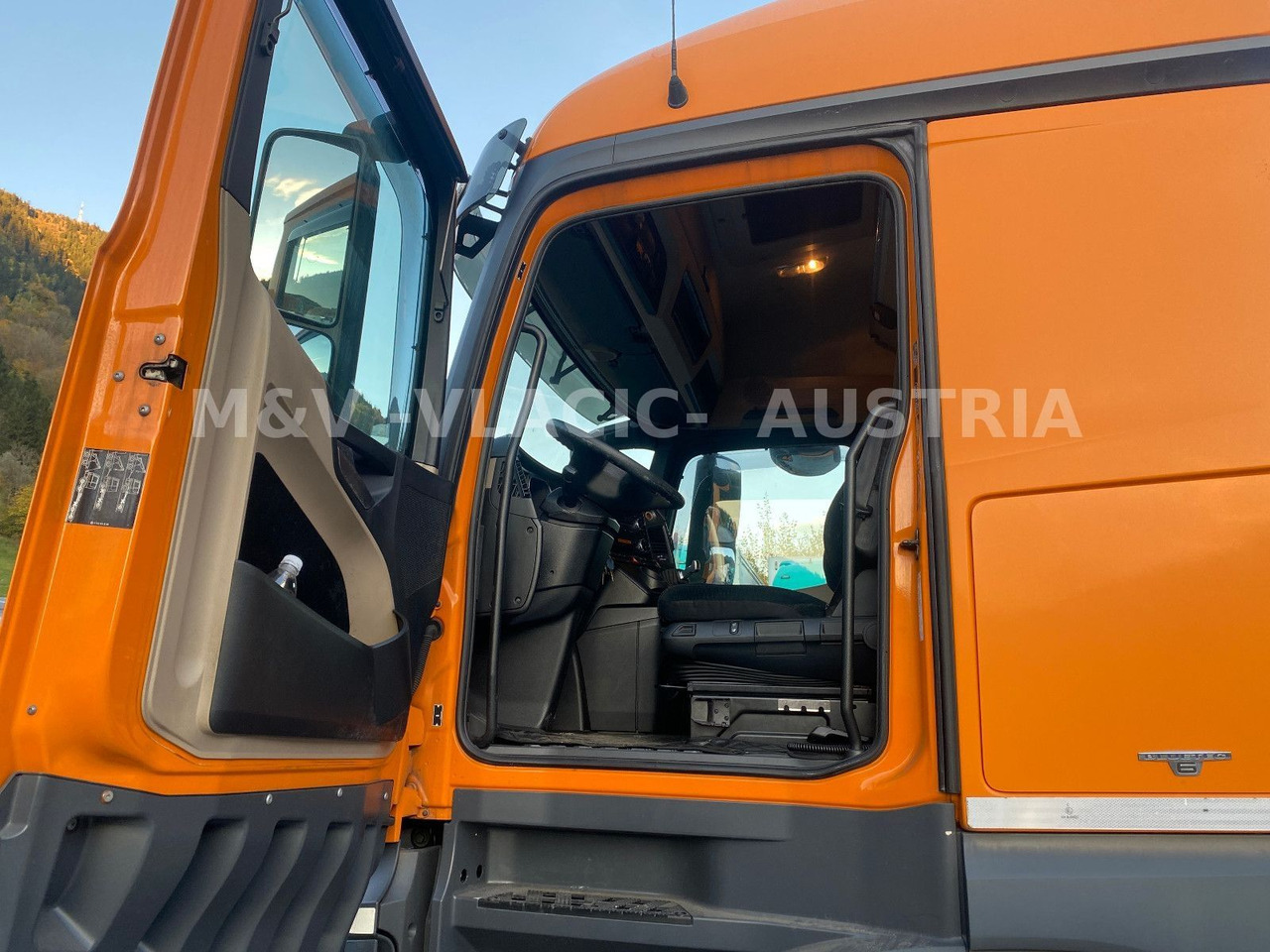Mercedes-Benz 2542 - Camião transportador de contêineres/ Caixa móvel: foto 3 Mercedes-Benz 2542 - Camião transportador de contêineres/ Caixa móvel: foto 3