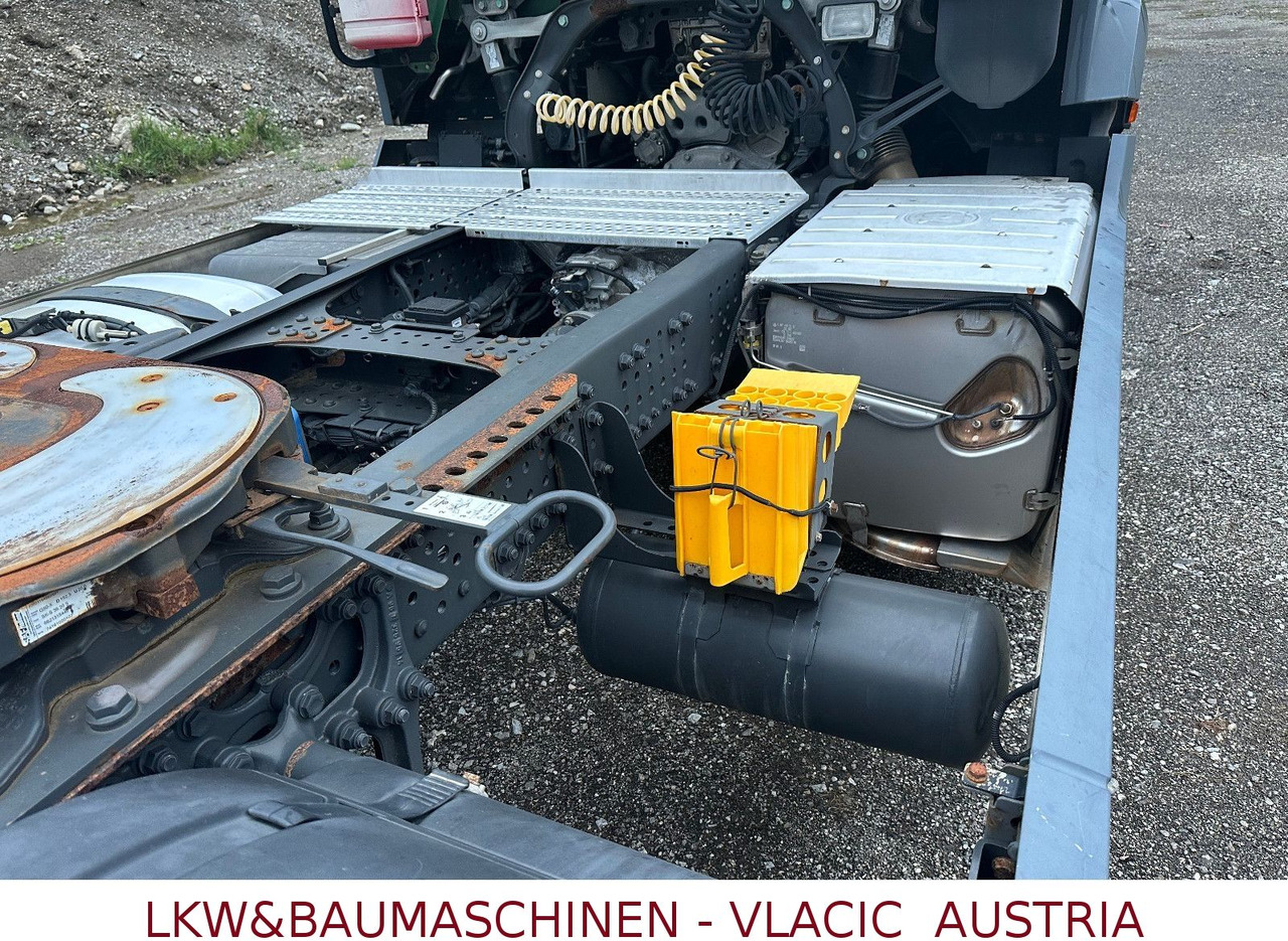 Tractor Mercedes-Benz Actros 1840 ADR: foto 11