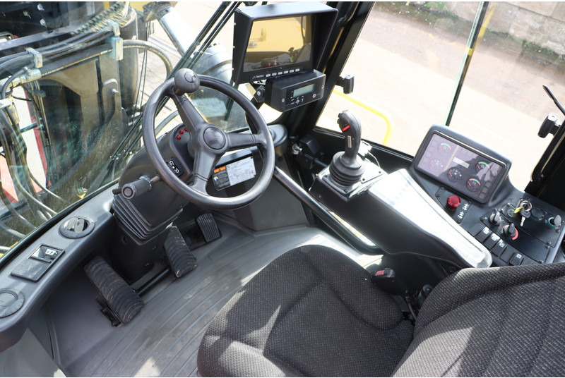 Hyster H44XMS-12 - Empilhadeira a diesel: foto 2 Hyster H44XMS-12 - Empilhadeira a diesel: foto 2