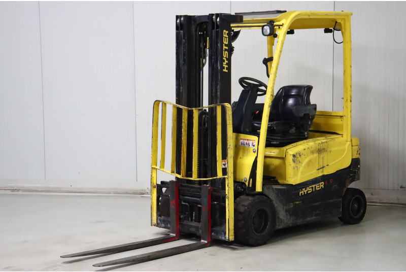 Hyster J1.8XNT - Empilhadeira elétrica: foto 3 Hyster J1.8XNT - Empilhadeira elétrica: foto 3