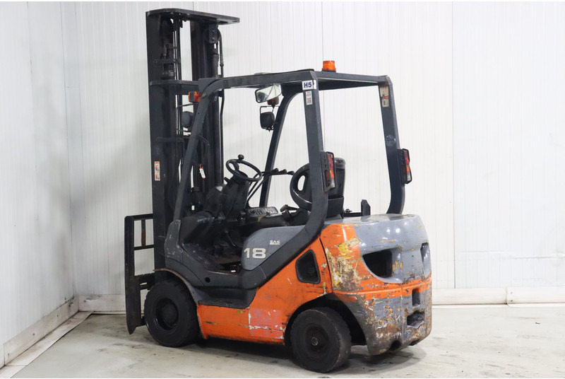 Komatsu FD18T-20 - Empilhadeira a diesel: foto 5 Komatsu FD18T-20 - Empilhadeira a diesel: foto 5