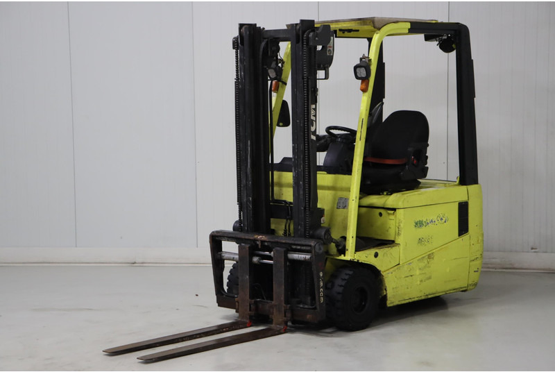 UniCarriers AG1N1L16H - Empilhadeira elétrica: foto 3 UniCarriers AG1N1L16H - Empilhadeira elétrica: foto 3