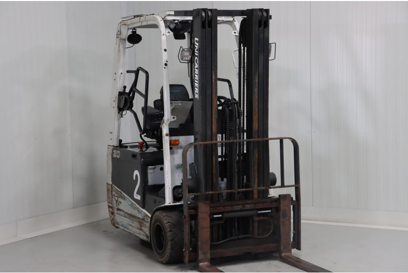 UniCarriers AG1N1L20Q - Empilhadeira elétrica: foto 1 UniCarriers AG1N1L20Q - Empilhadeira elétrica: foto 1