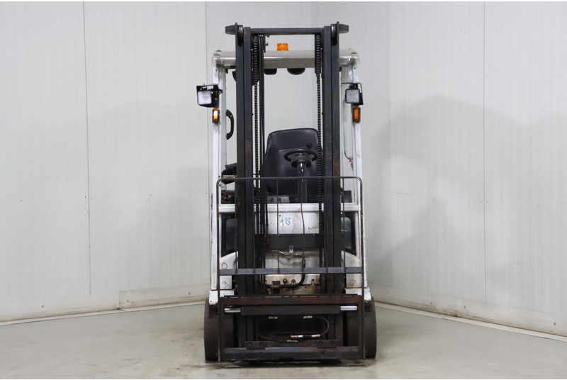 UniCarriers JAG2N1L20Q - Empilhadeira elétrica: foto 2 UniCarriers JAG2N1L20Q - Empilhadeira elétrica: foto 2