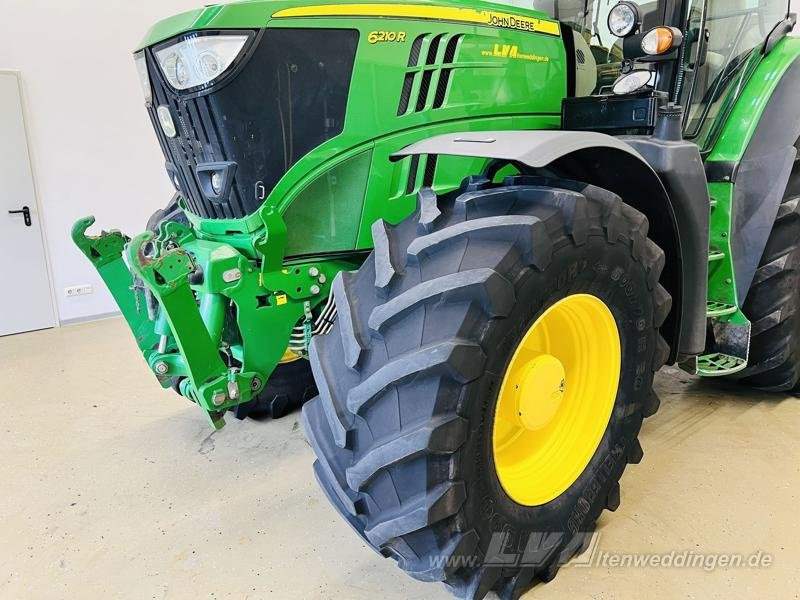 Trator John Deere 6210R: foto 9