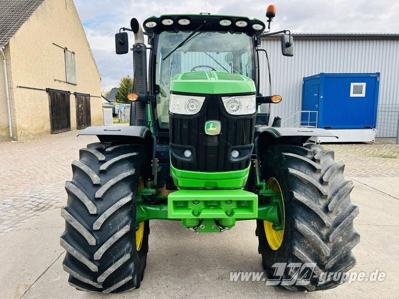 John Deere 6210R - Trator: foto 3 John Deere 6210R - Trator: foto 3