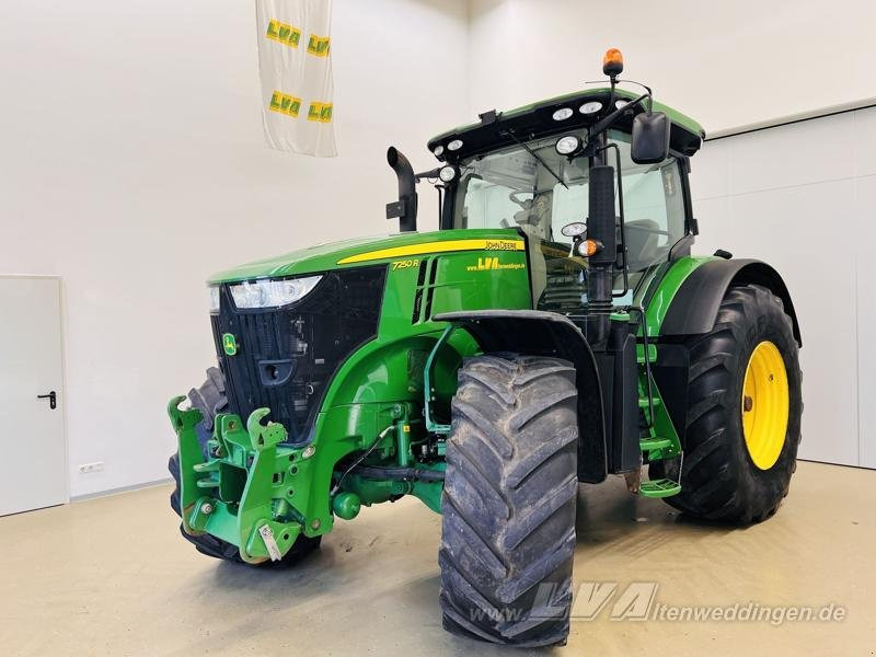 John Deere 7250R MOTOR ÜBERHOLT - Trator: foto 1 John Deere 7250R MOTOR ÜBERHOLT - Trator: foto 1