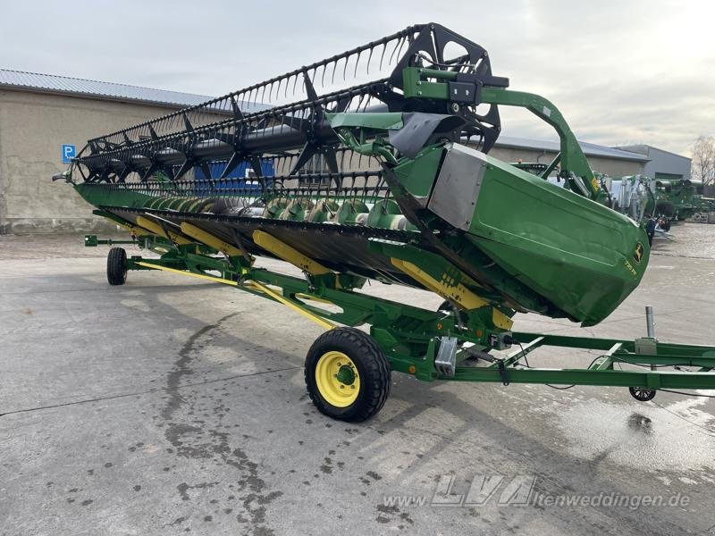 John Deere 735 PremiumFlow - Plataforma para colheitadeira: foto 2 John Deere 735 PremiumFlow - Plataforma para colheitadeira: foto 2