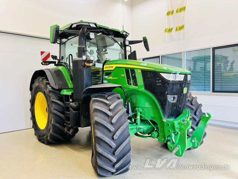 John Deere 7R 330 - Trator: foto 2 John Deere 7R 330 - Trator: foto 2