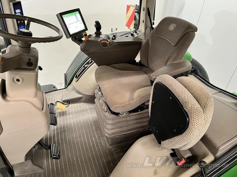 John Deere 8400R e23 PowerShift ULTIMATE - Trator: foto 5 John Deere 8400R e23 PowerShift ULTIMATE - Trator: foto 5