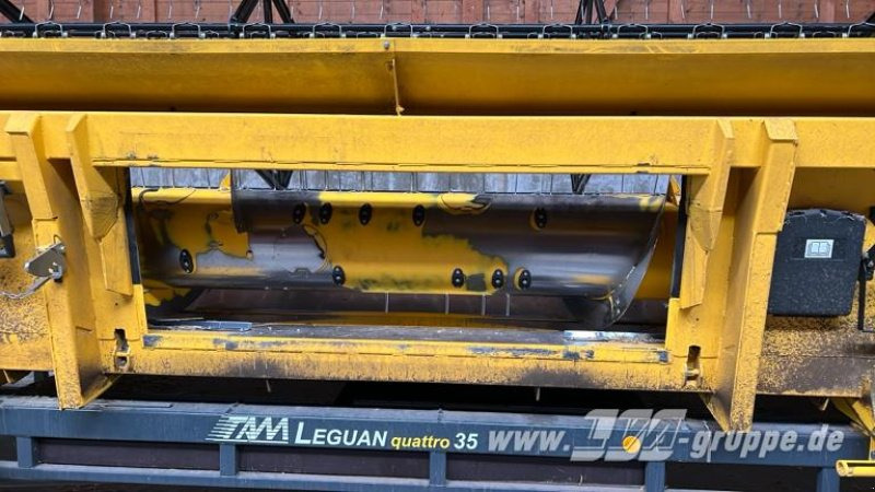 Ceifeira debulhadora New Holland CR9.90: foto 10 Ceifeira debulhadora New Holland CR9.90: foto 10