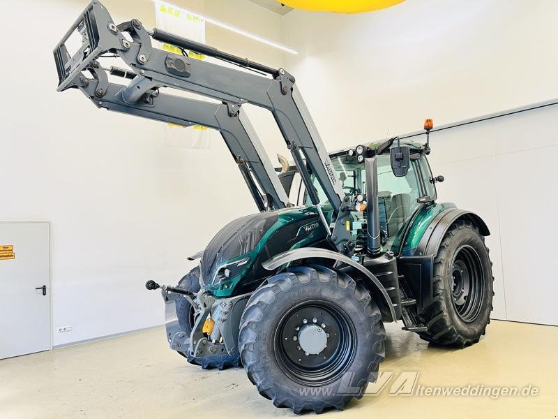 Valtra T174 - Trator: foto 1 Valtra T174 - Trator: foto 1