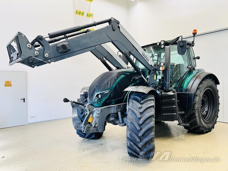 Valtra T174 - Trator: foto 2 Valtra T174 - Trator: foto 2