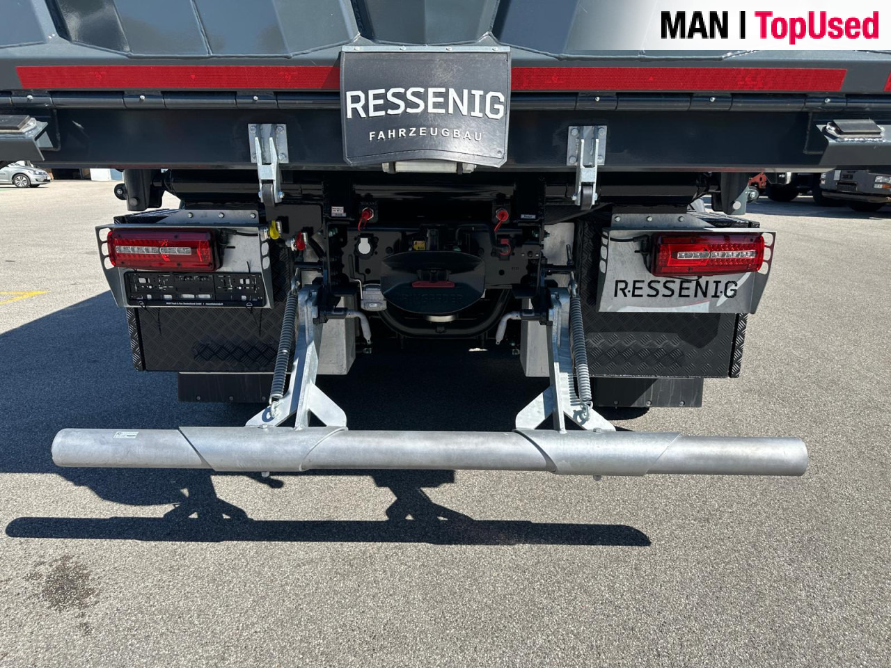 MAN TGS 28.520 6x4-4 BL CH - Camião basculante: foto 2 MAN TGS 28.520 6x4-4 BL CH - Camião basculante: foto 2