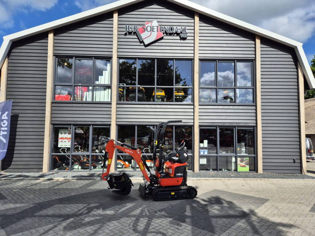 KUBOTA U10-5 - Mini escavadeira: foto 1 KUBOTA U10-5 - Mini escavadeira: foto 1