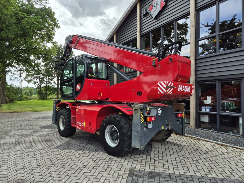 MAGNI RTH 5.23 - Empilhador telescópico: foto 4 MAGNI RTH 5.23 - Empilhador telescópico: foto 4
