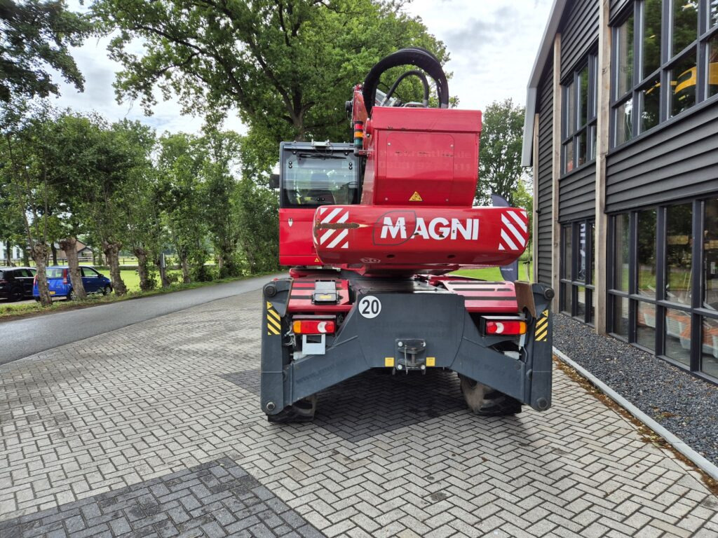 MAGNI RTH 5.23 - Empilhador telescópico: foto 5 MAGNI RTH 5.23 - Empilhador telescópico: foto 5