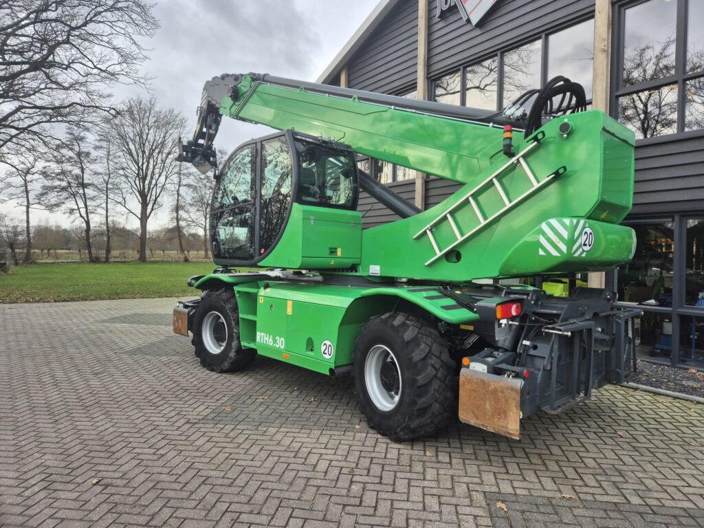 MAGNI RTH 6.30 - Empilhador telescópico: foto 3 MAGNI RTH 6.30 - Empilhador telescópico: foto 3