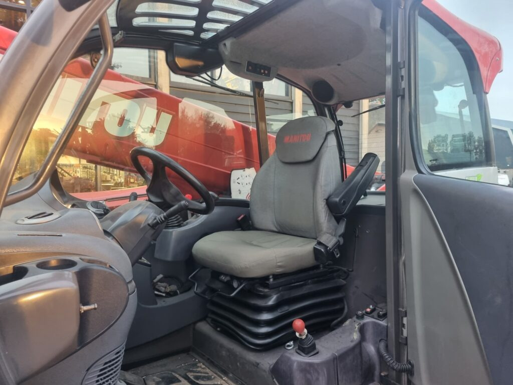 Empilhador telescópico MANITOU MLT 840-137: foto 11