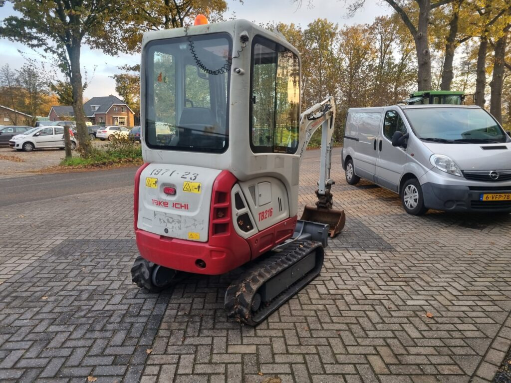 TAKEUCHI TB216 minidigger - Mini escavadeira: foto 4 TAKEUCHI TB216 minidigger - Mini escavadeira: foto 4