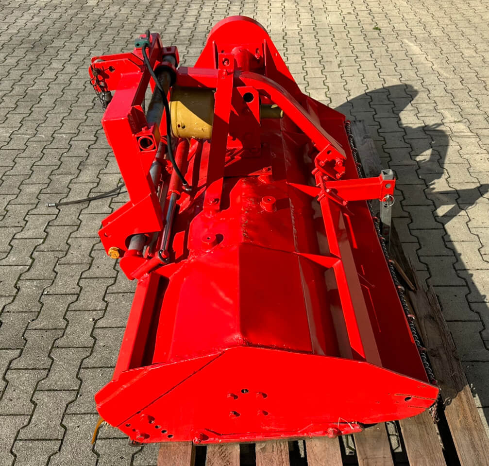 AEBI Frontanbaumulcher 3 Punkt - Triturador de martelos/ Destroçador: foto 3 AEBI Frontanbaumulcher 3 Punkt - Triturador de martelos/ Destroçador: foto 3