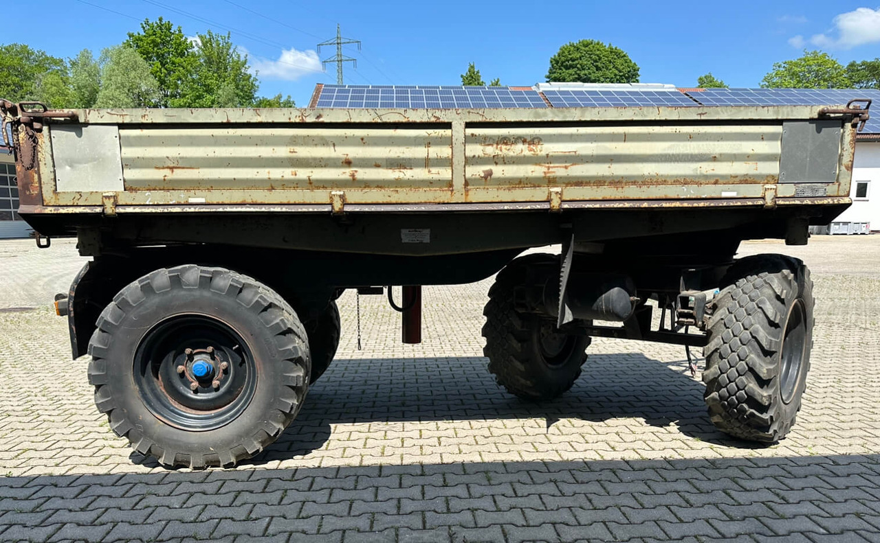 Unimog Anhänger 3 Seitenkipper Müller Mitteltal KD - Reboque basculante: foto 4 Unimog Anhänger 3 Seitenkipper Müller Mitteltal KD - Reboque basculante: foto 4