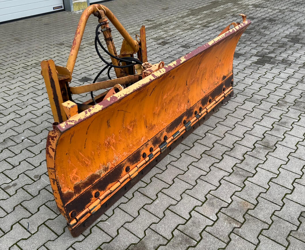 Unimog Schneepflug - Schneeschild Schmidt CP1 - Lâmina limpa-neves: foto 3 Unimog Schneepflug - Schneeschild Schmidt CP1 - Lâmina limpa-neves: foto 3