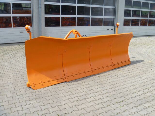 Unimog Schneepflug - Schneeschild Schmidt MF5.3 - Lâmina limpa-neves: foto 1 Unimog Schneepflug - Schneeschild Schmidt MF5.3 - Lâmina limpa-neves: foto 1