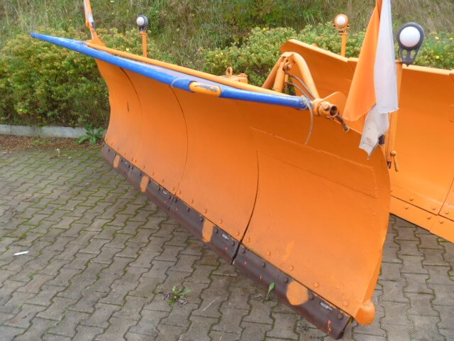 Unimog Schneepflug - Schneeschild Schmidt MF5.3 - Lâmina limpa-neves: foto 1 Unimog Schneepflug - Schneeschild Schmidt MF5.3 - Lâmina limpa-neves: foto 1