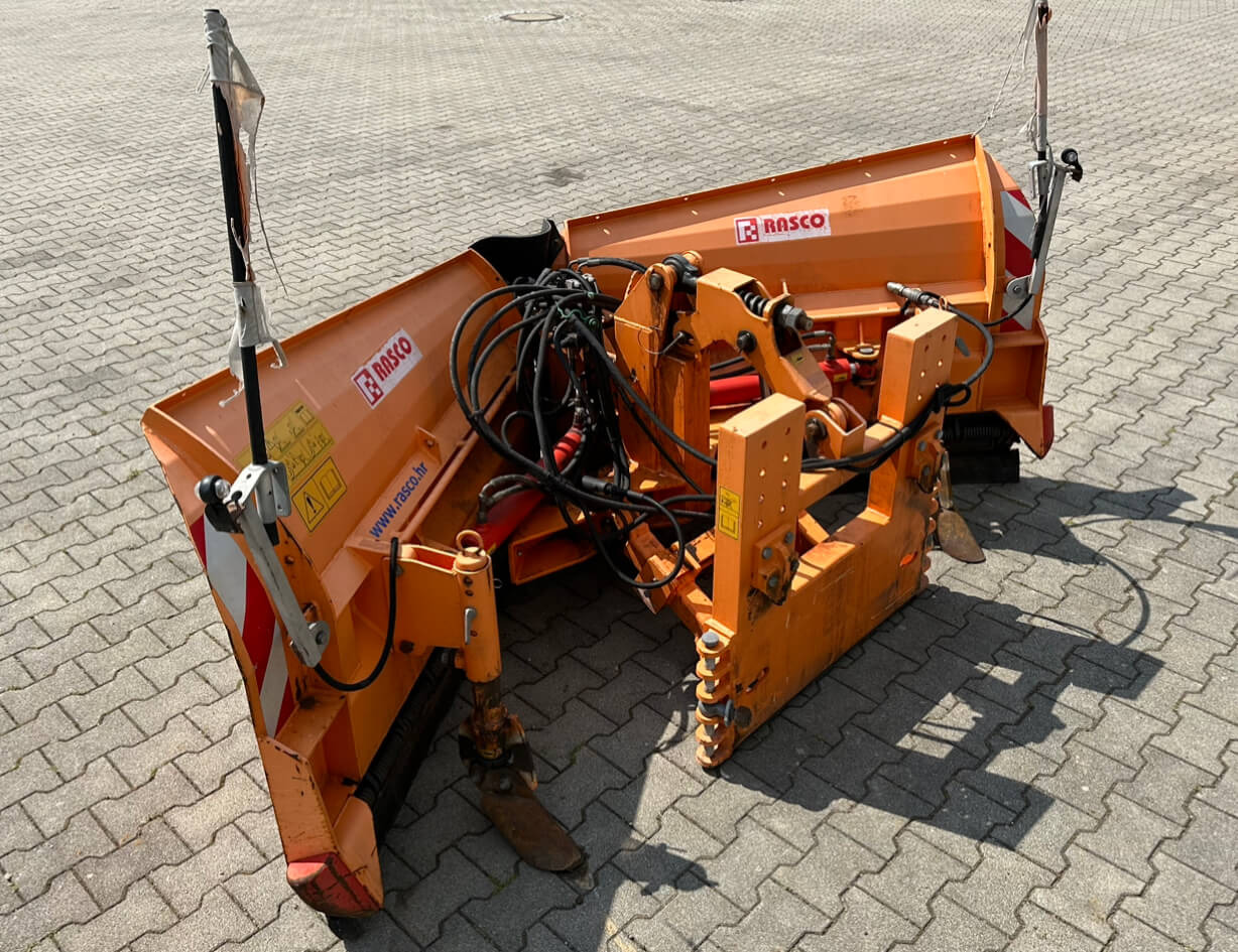 Unimog Schneepflug - Vario Rasco VERTUS 3.2 GB2X3 - Lâmina limpa-neves: foto 4 Unimog Schneepflug - Vario Rasco VERTUS 3.2 GB2X3 - Lâmina limpa-neves: foto 4