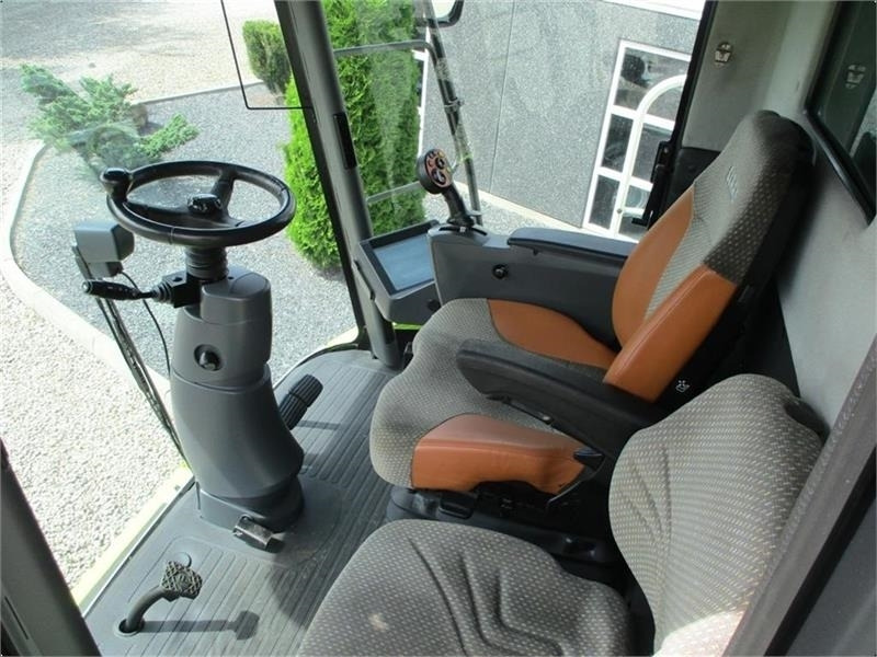 Claas LEXION 570 Klargjort maskine med Vario V900 Skærbo - Ceifeira debulhadora: foto 4 Claas LEXION 570 Klargjort maskine med Vario V900 Skærbo - Ceifeira debulhadora: foto 4
