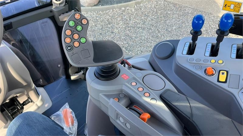 Deutz-fahr Agrotron 6205G New and Unused tractor - Trator: foto 4 Deutz-fahr Agrotron 6205G New and Unused tractor - Trator: foto 4