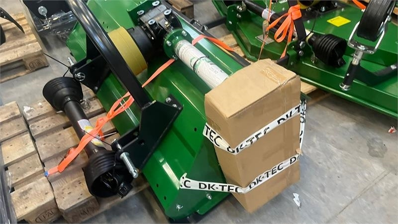 Dk-Tec EFGC155D Slagleklipper med fast tårn og oplukkelig - Gadanheira: foto 3 Dk-Tec EFGC155D Slagleklipper med fast tårn og oplukkelig - Gadanheira: foto 3