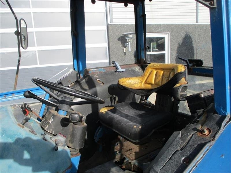 Ford 4610 Med frontlæsser - Trator: foto 5 Ford 4610 Med frontlæsser - Trator: foto 5