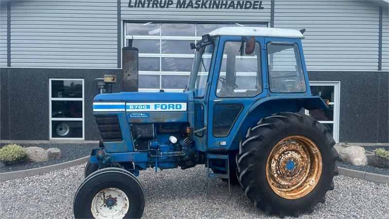Ford 6700 - Trator: foto 1 Ford 6700 - Trator: foto 1