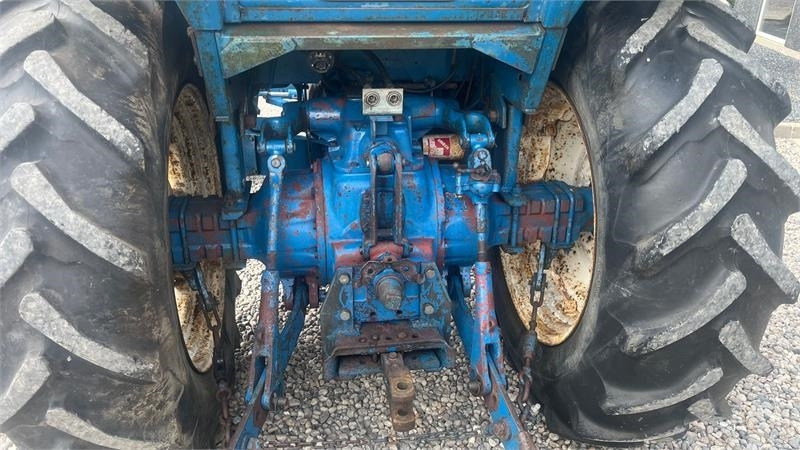 Ford 6700 - Trator: foto 4 Ford 6700 - Trator: foto 4