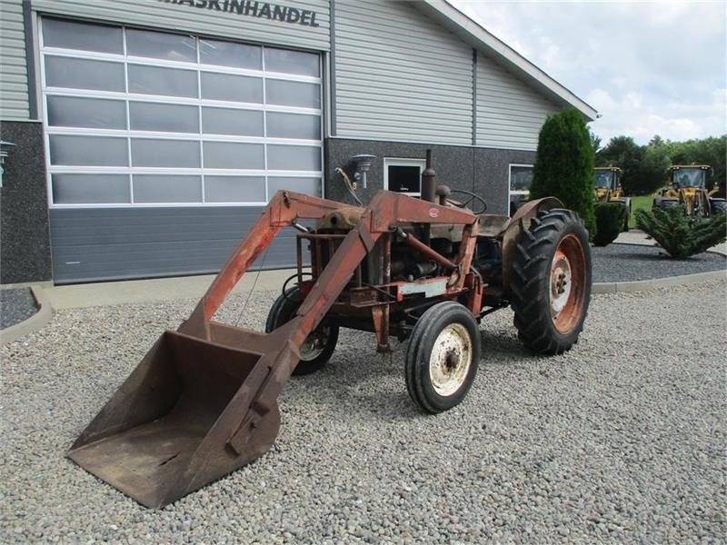 Fordson Frontlæsser med skovl og beslag fra Ford Major. Ka - Carregador frontal para o trator: foto 2 Fordson Frontlæsser med skovl og beslag fra Ford Major. Ka - Carregador frontal para o trator: foto 2