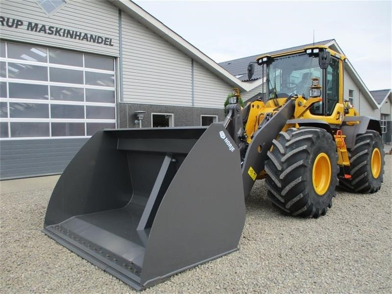 - - - HØJTIPSKOVL NORJE 4,2 m3 265cm bred og vendb - Balde para carregadeiras: foto 5 - - - HØJTIPSKOVL NORJE 4,2 m3 265cm bred og vendb - Balde para carregadeiras: foto 5